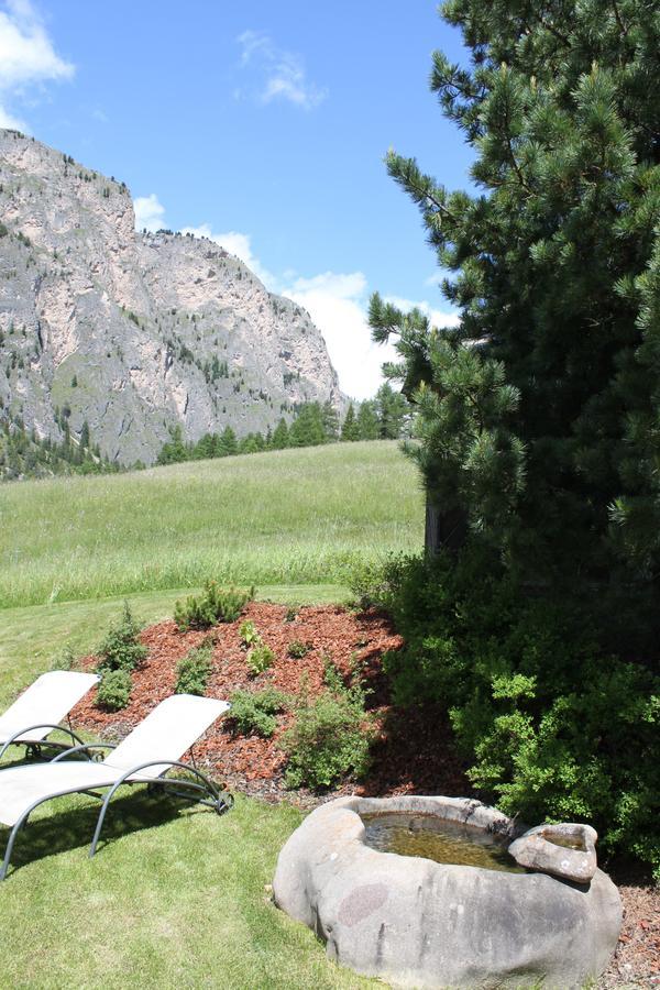 Garni Hotel Rosengarten B&B Selva di Val Gardena Extérieur photo